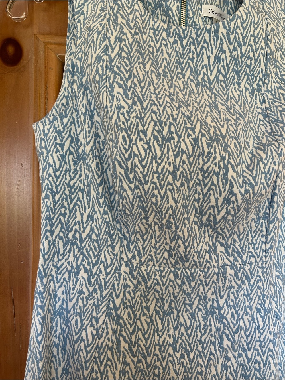 Calvin Klein sleeveless dress, size 6 - Picture 2 of 3